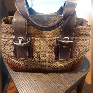 EUC Vintage Soho Coach Bag